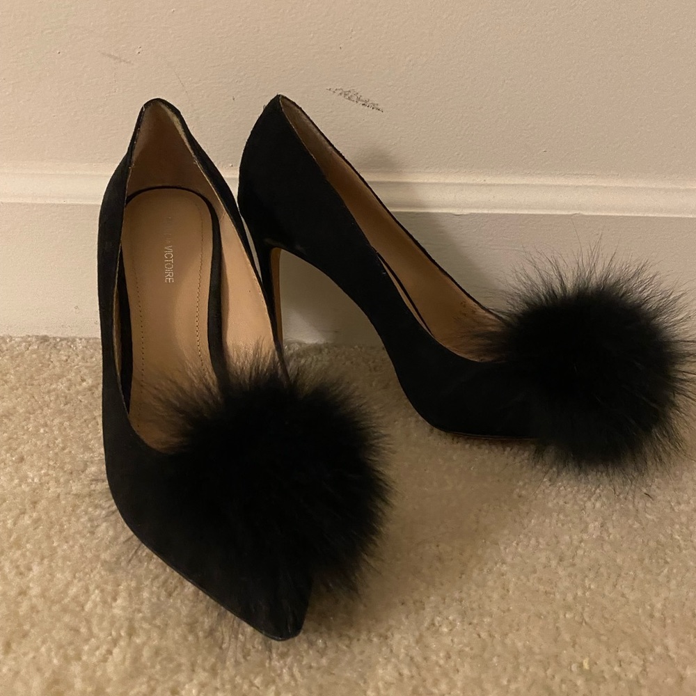 POUR la VICTOIRE BLACK POM POM PUMPS